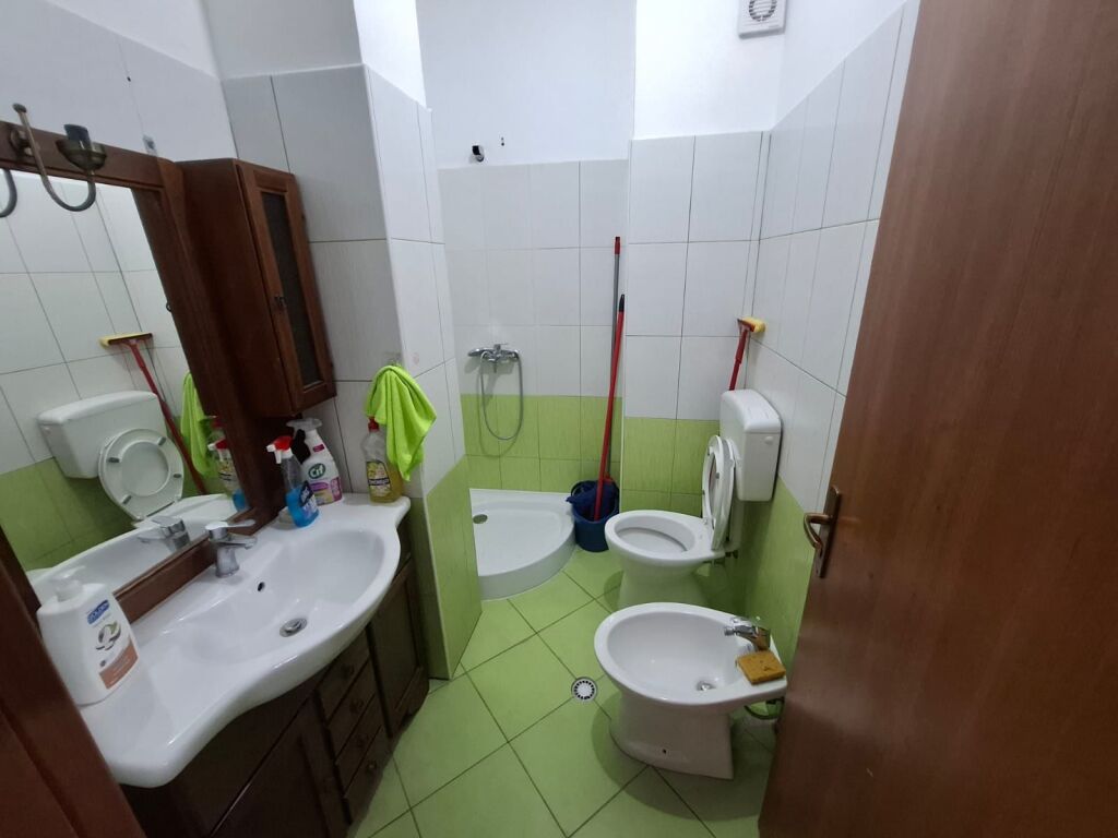 For Rent Apartment 2+1+2 Neighborhood 17 In Durres