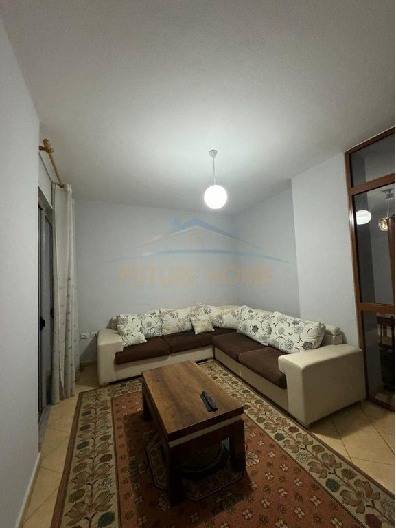Qera, Apartament 1+1, Fresk, Tiranë.