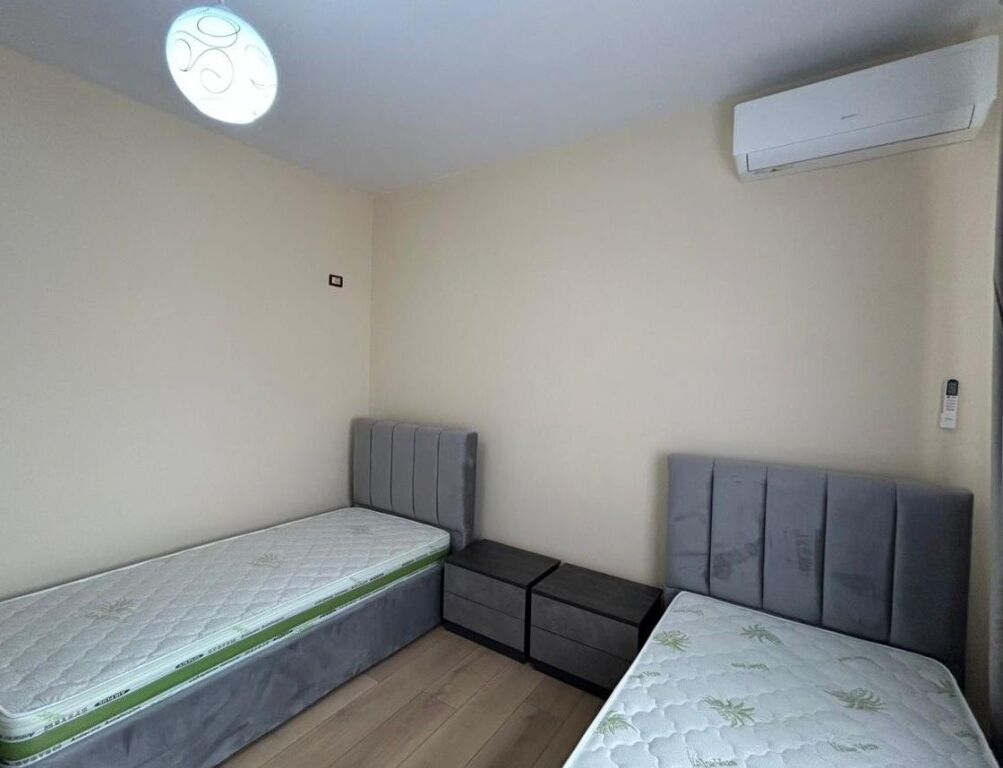 HOUSE FOR RENT – KAVAJËS STREET