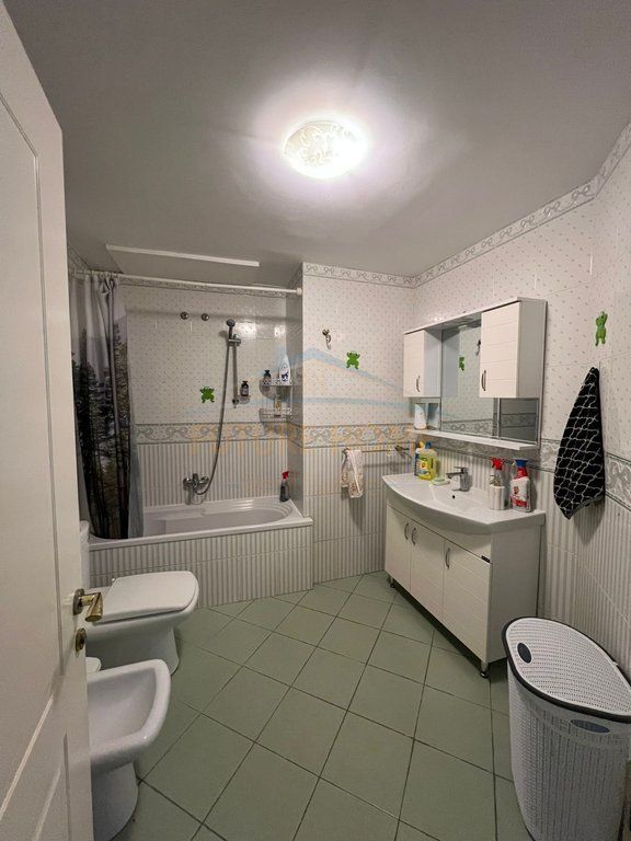 Qera, Apartament 3+1+2, ne Vollga, Durres