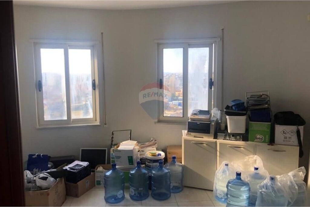 Apartament - Për Qira - Rruga Jordan Misja, Tiranë