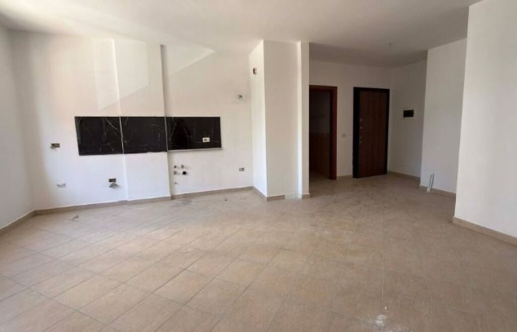 VENDIAMO APPARTAMENTO 3+1