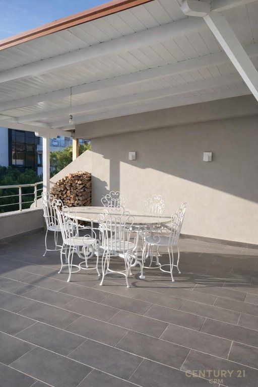 SUPER APARTMENT 2+1+2 FOR SALE IN GOLEM, FULLY RENOVATED WITH LARGE VERANDA AND SEA VIEW