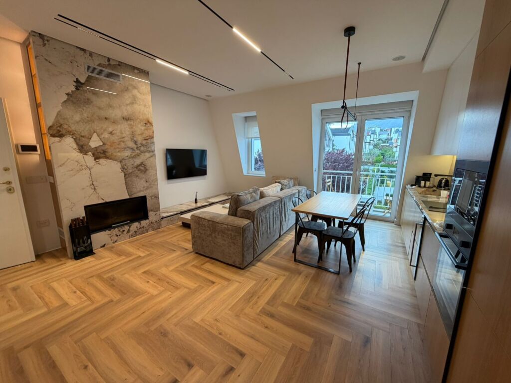Affittasi appartamento 2+1 in Joy Residence