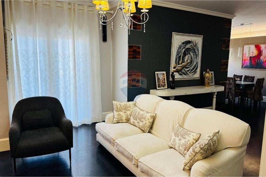 Apartment 2+1 for rent, A.Z.Cajupi Street, Bllok