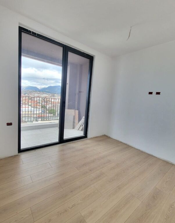 Apartament 1+1 për Shitje – pranë Bulevardit të Ri