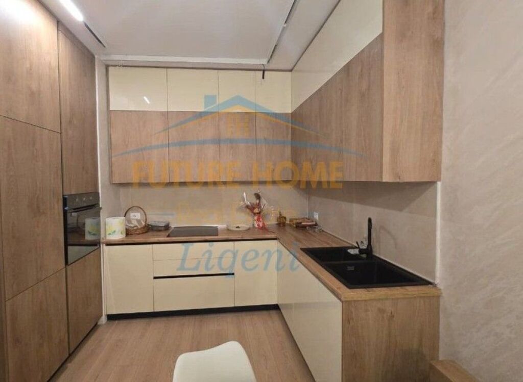 Affitto, Appartamento 2+1, Centro, Tirana..