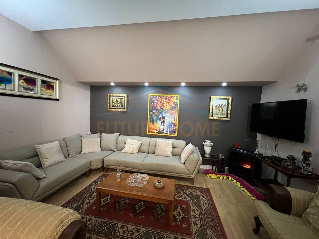 Qera, Apartament 3+1+2, ne Vollga, Durres