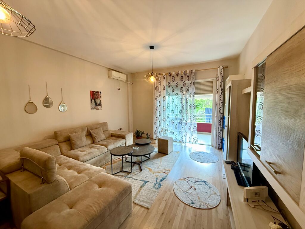 📣 QERA Apartament 1+1 📍 Prane Kopeshtit Botanik ✨
