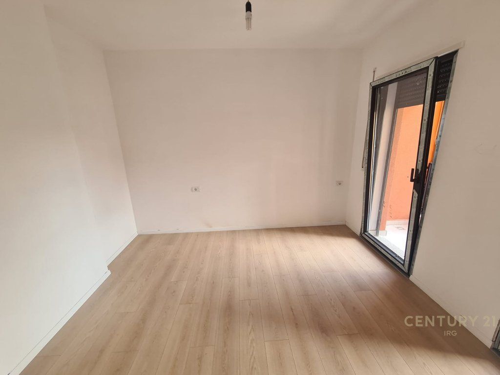 2+1 APARTMENT NEAR THE RED SCHOOL!