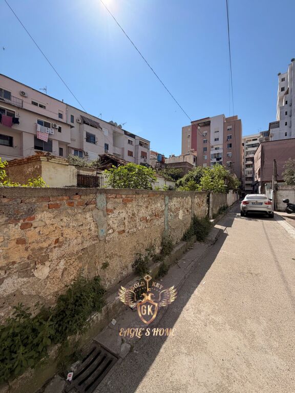 PRIVATE House FOR SALE   📍Kazazi Neighborhood 5  • 155,000€  ✅  📲  SALE OPPORTUNITY