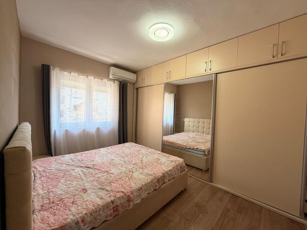 Apartment 2+1+2 with storage for sale – Center, Durrës