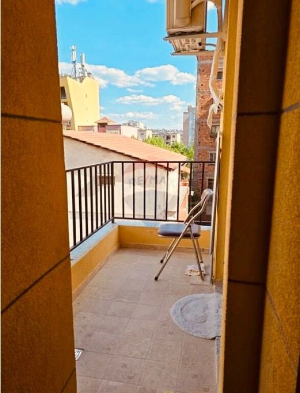 Apartament 1+1 Pazari I Ri