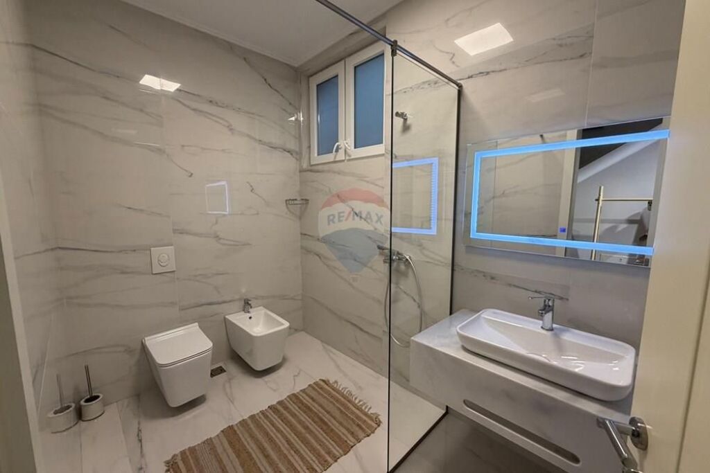 Villa in Affitto a Farke