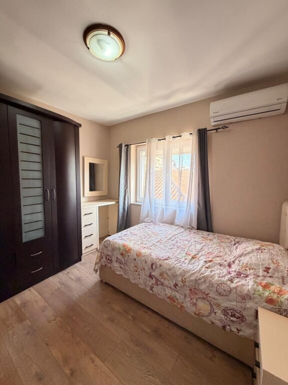 Apartment 2+1+2 with storage for sale – Center, Durrës