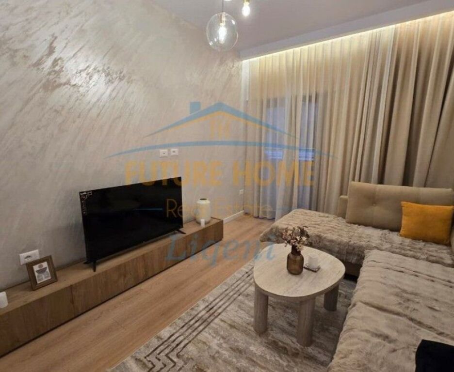 Affitto, Appartamento 2+1, Centro, Tirana..