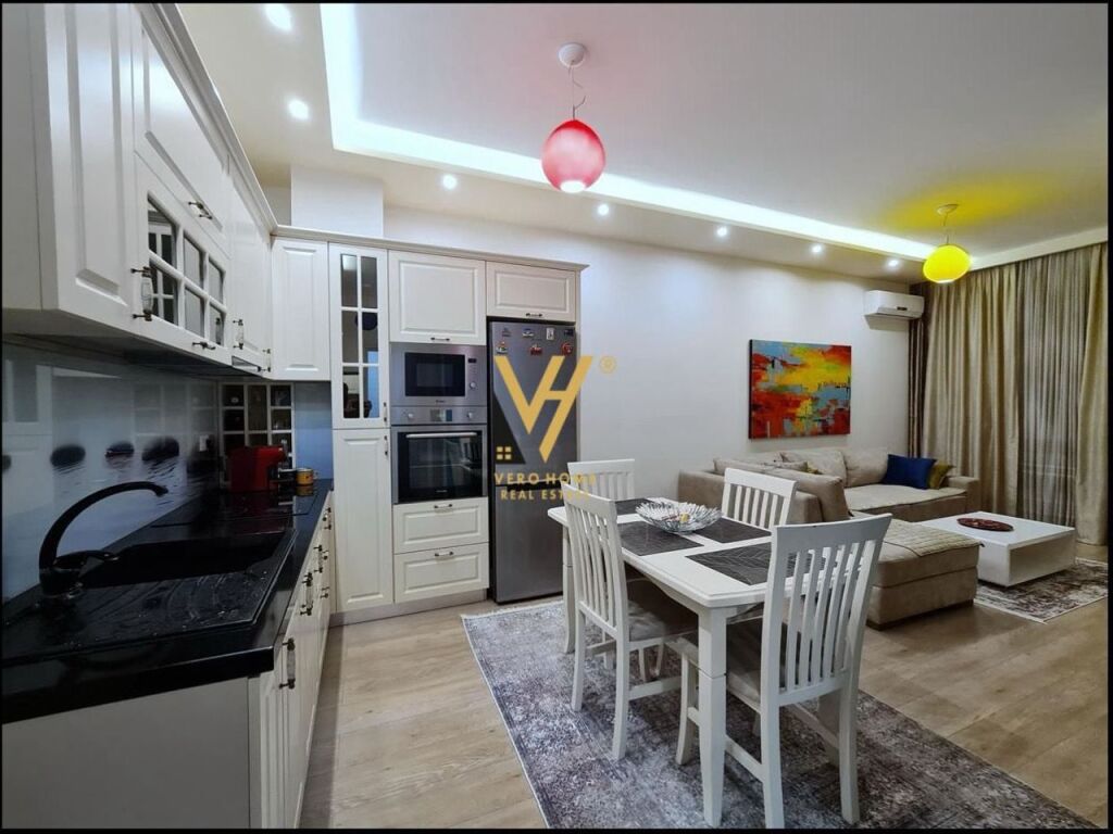 JEPET APARTAMENT 1+1+BLK ME QERA TE KIKA 2, KOMUNA E PARISIT 700 EURO