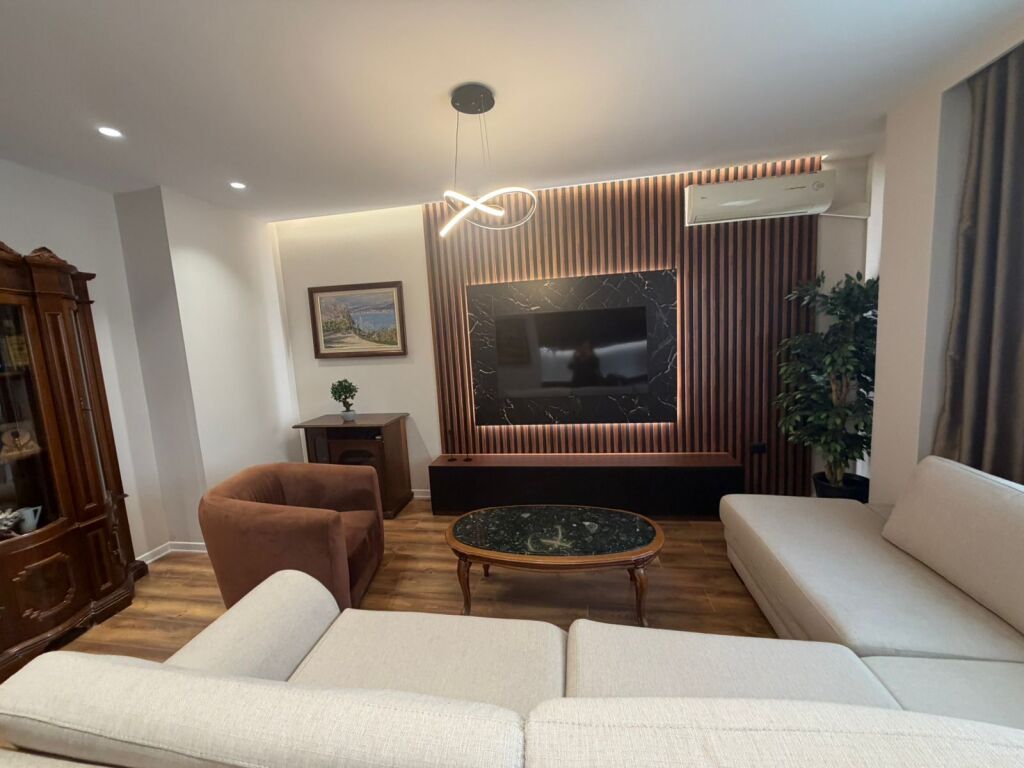 🏡 Vendesi Super Appartamento 2+2+2 Balconi – Mine Peza