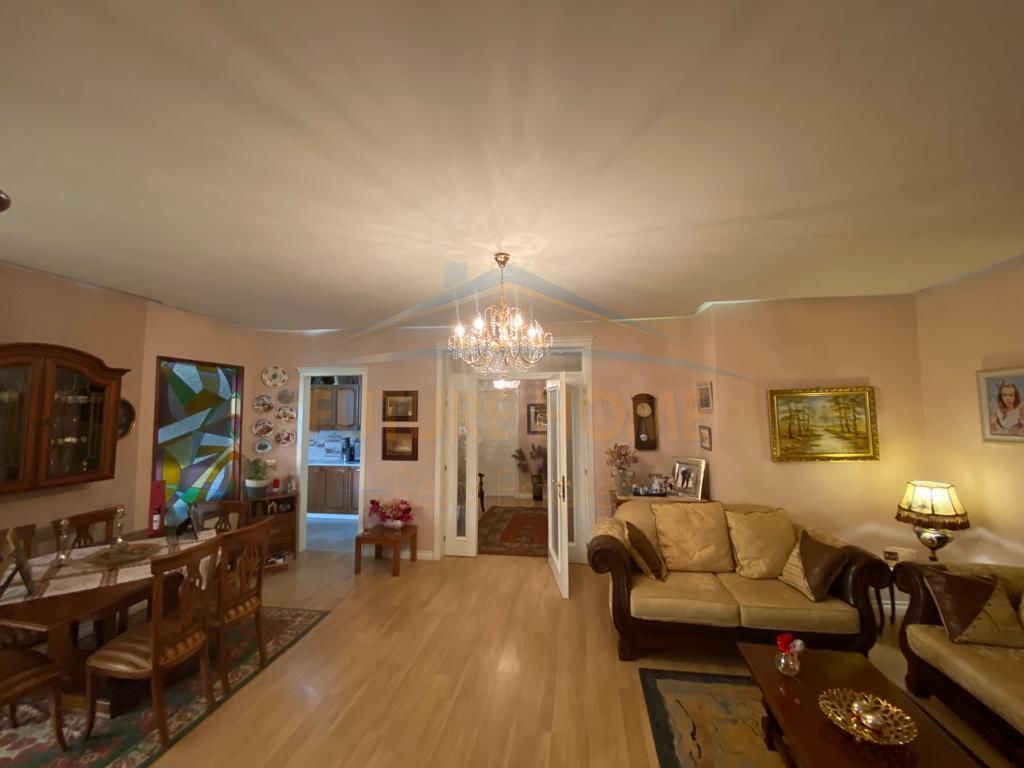 Qera, Apartament 3+1+2, ne Vollga, Durres