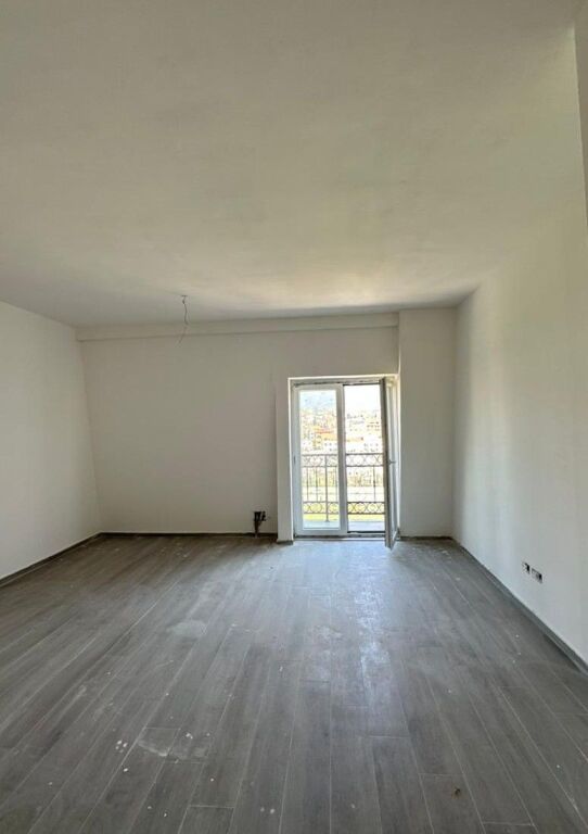 Vendesi Monolocale – Residenza Porta Tirana Nuova, Sauk