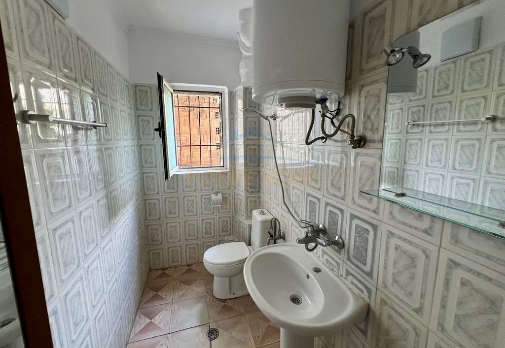 🏡 1+1 in Vendita a Ali Demi – Opportunità Ideale per Abitare o Investire! 📍