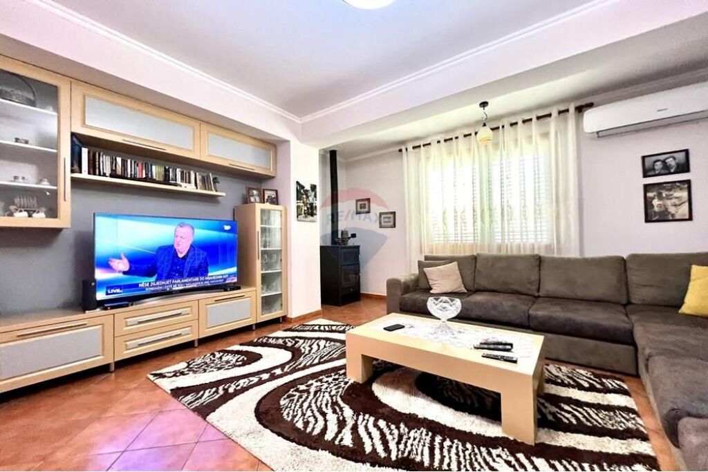 🏡✨ Villa in Vendita – Quartiere Lirimi, Vlora ✨🌿