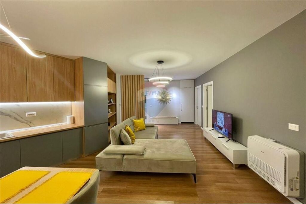 Apartament 2+1+2 Rruga Barrikadave