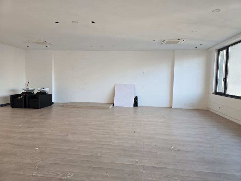Zyrë me qira Open Space | Kompleksi Delijorgji