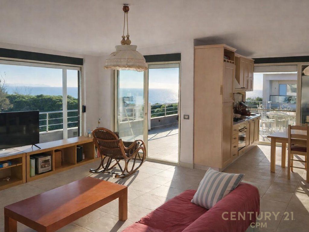 SUPER APARTMENT 2+1+2 FOR SALE IN GOLEM, FULLY RENOVATED WITH LARGE VERANDA AND SEA VIEW