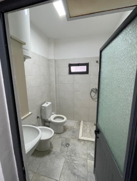 Monolocali in Vendita – Via Ndre Mjeda, vicino al 21 Dicembre