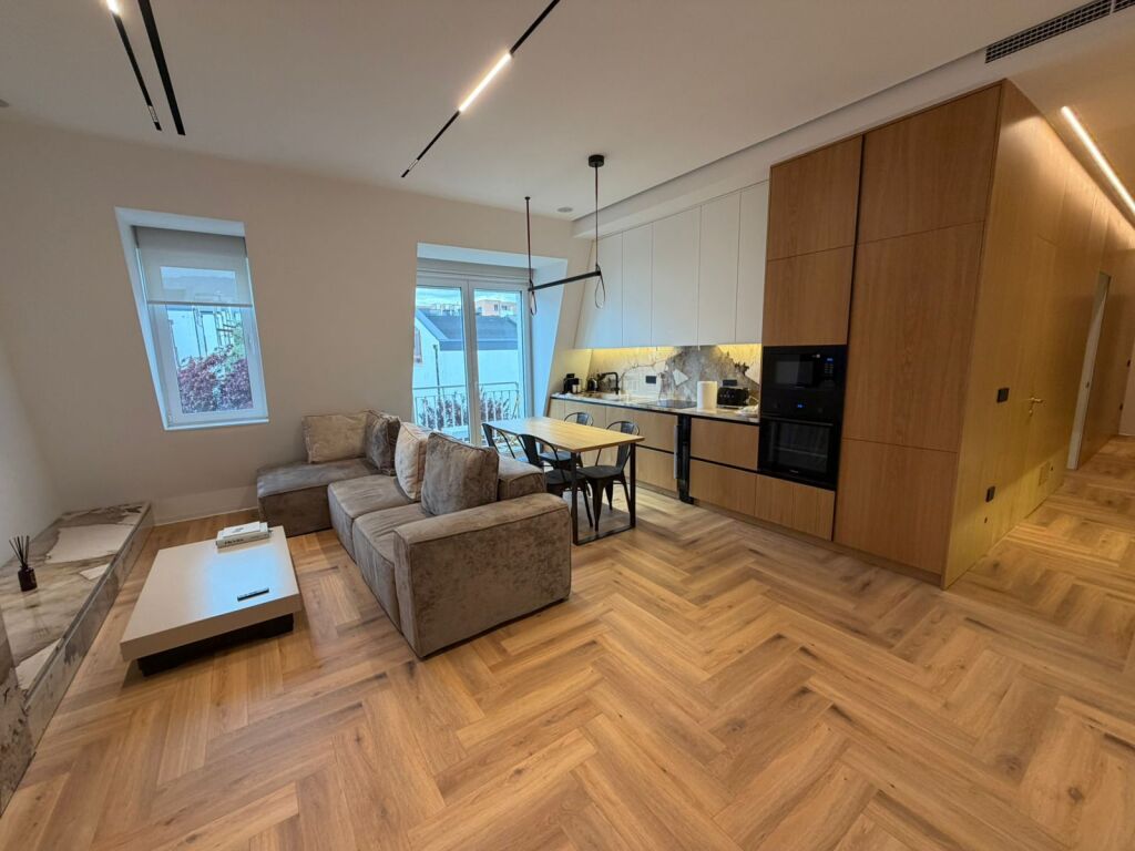 Affittasi appartamento 2+1 in Joy Residence