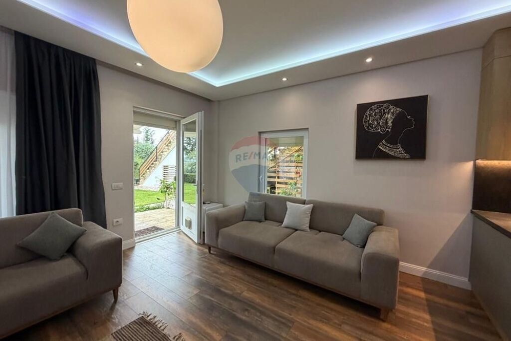 Villa in Affitto a Farke