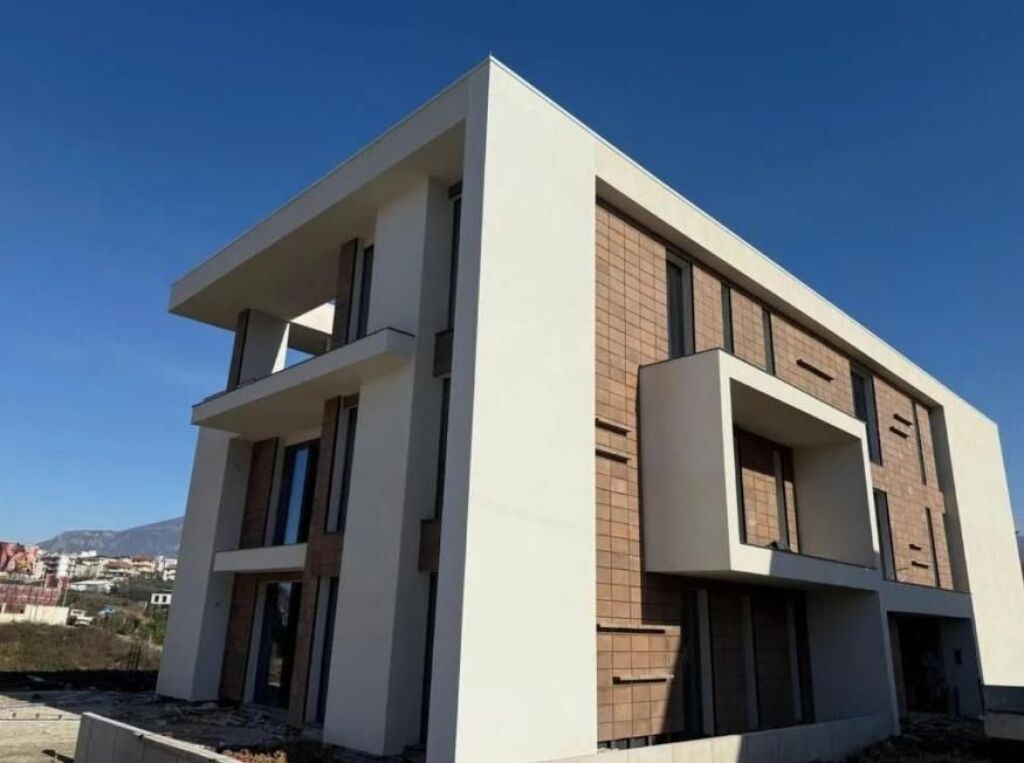 APPARTAMENTO IN VENDITA 3+1+2+GUARDAROBA AL TULIPAN RESIDENCE