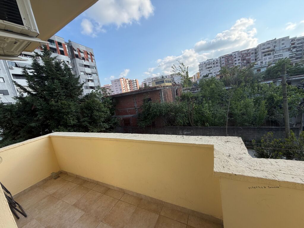 3+1,kat vile mbrapa wellit Astir,450 euro