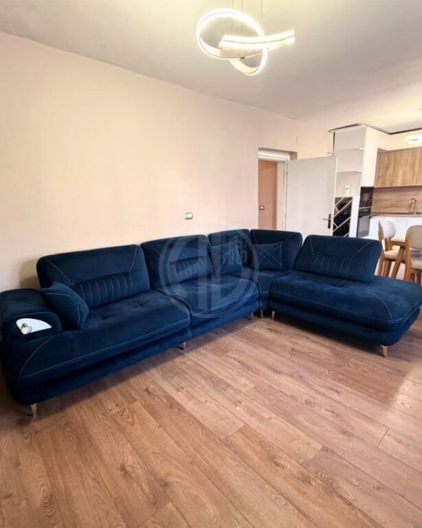 Apartment 2+1+2 with storage for sale – Center, Durres