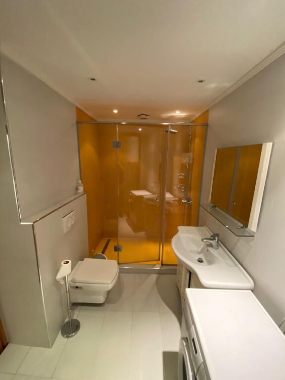 Paris Commune near the Playground 🚩We sell a super apartment 3+1+2 bathrooms+storage.