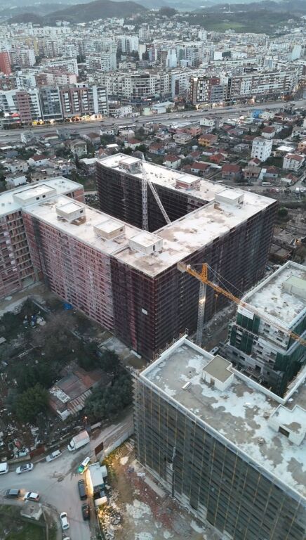 Apartment 2+1+2 for sale at Riverside Residence