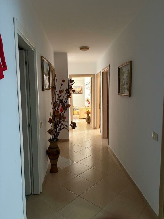 Apartament 3+1+2 me qera tek Jordan Misja