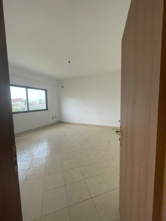 Apartment 3+1 + 2 bathrooms for rent and sale.