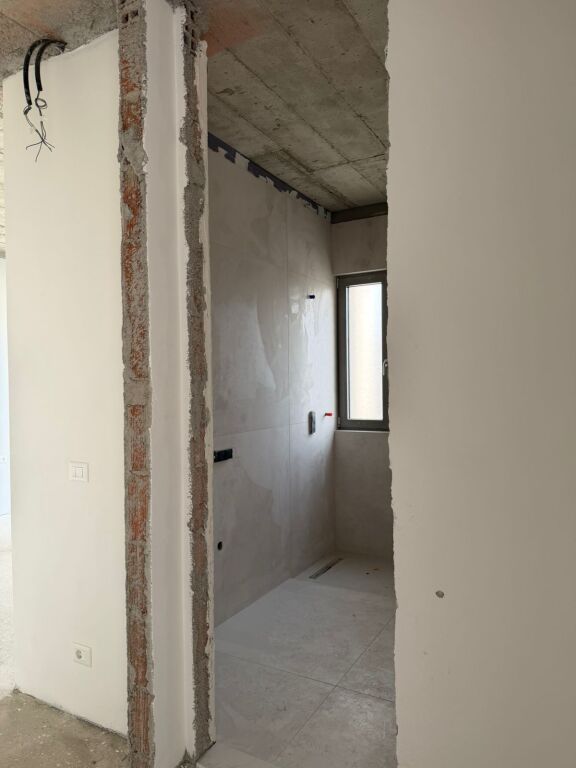 🏡 *Shitet Apartament 2+1 – Green Valley Residence*