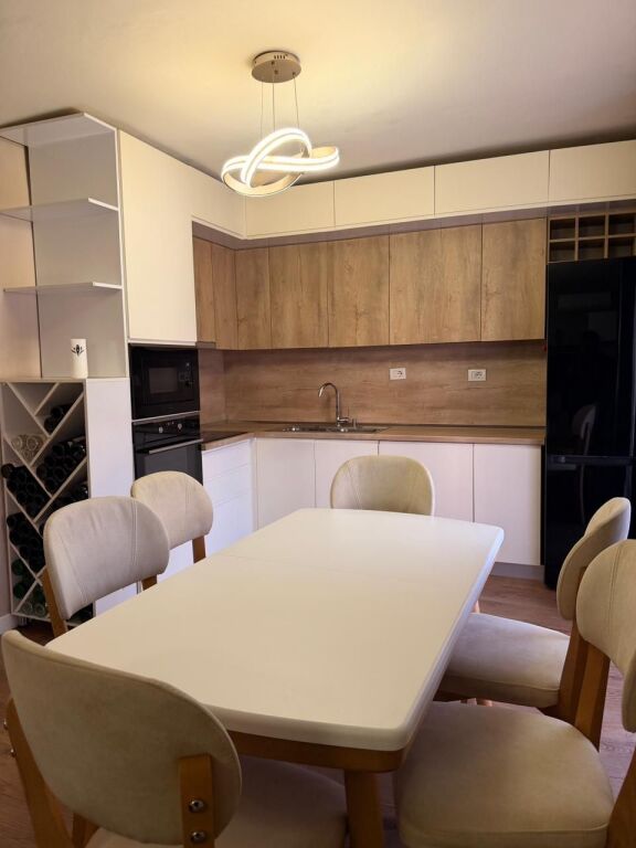 Apartment 2+1+2 with storage for sale – Center, Durrës