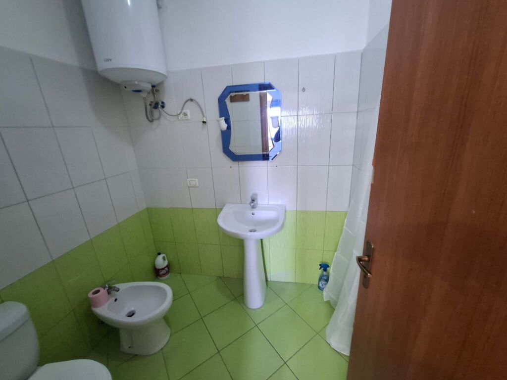 For Rent Apartment 2+1+2 Neighborhood 17 In Durres