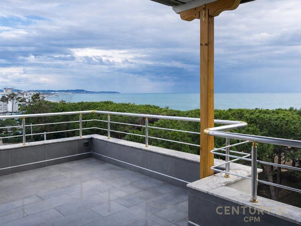 SUPER APARTMENT 2+1+2 FOR SALE IN GOLEM, FULLY RENOVATED WITH LARGE VERANDA AND SEA VIEW