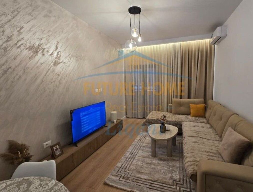 Affitto, Appartamento 2+1, Centro, Tirana..
