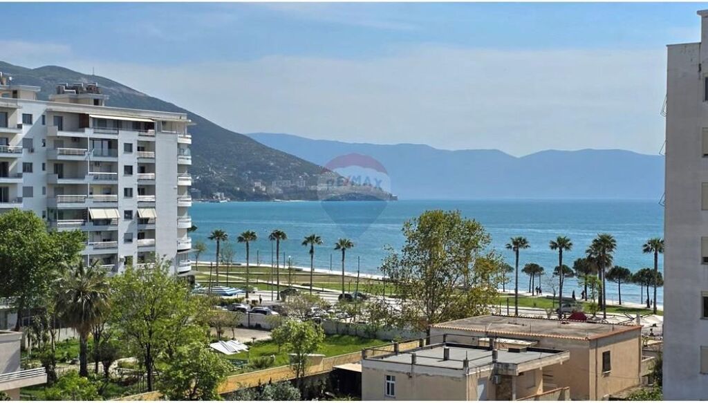 Apartment 1+1 for sale in Lungomare