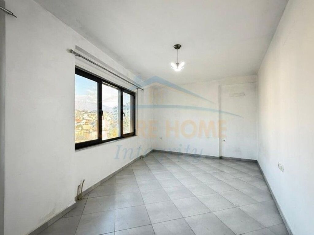 For sale, Apartment 2+1+2, Former Electric Market, Tirana.