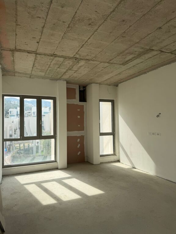 🏡 *Shitet Apartament 2+1 – Green Valley Residence*