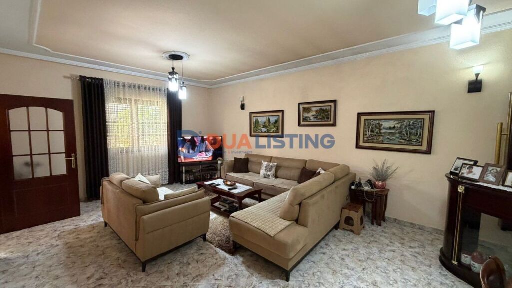 Villa for sale in the Don Bosco area