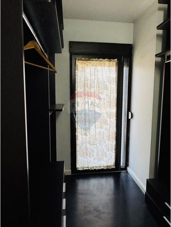 Apartment 2+1 for rent, A.Z.Cajupi Street, Bllok
