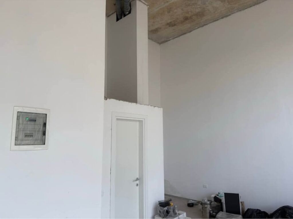 DYQAN ME QERA + POST PARKIMI+DEPO - BULEVARDI I RI